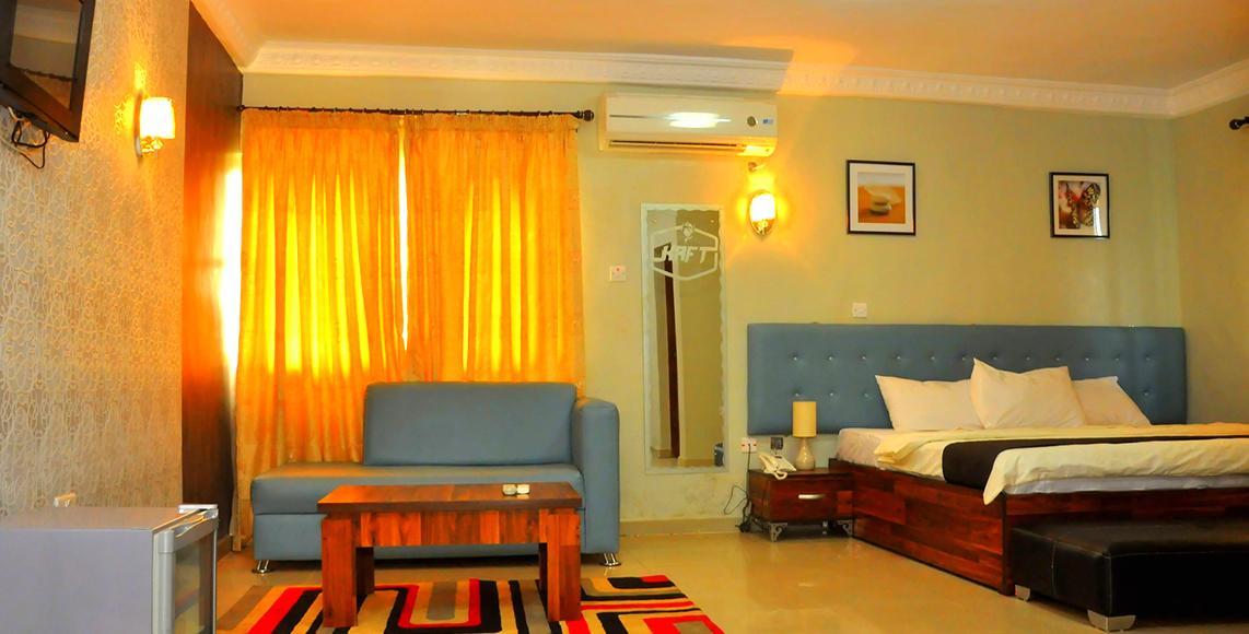 Royal Kaft Hotel Ikorodu Ngoại thất bức ảnh