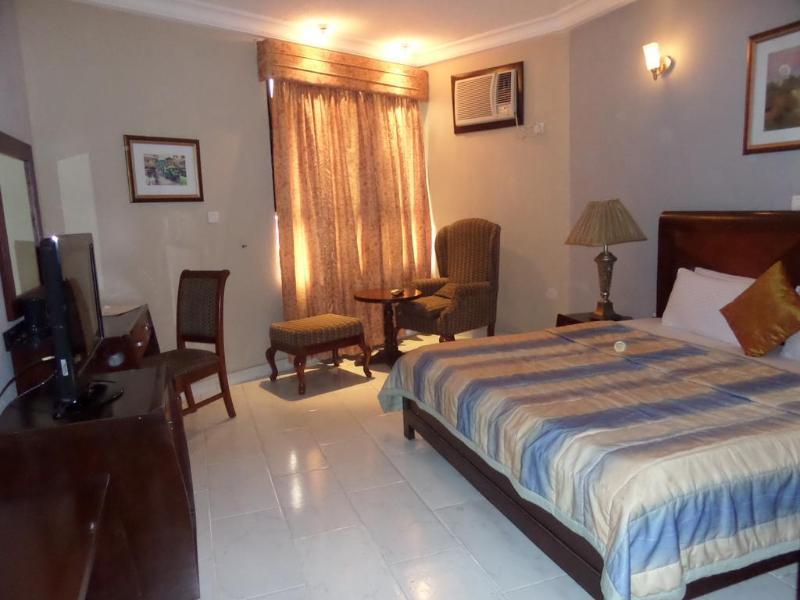 Royal Kaft Hotel Ikorodu Ngoại thất bức ảnh